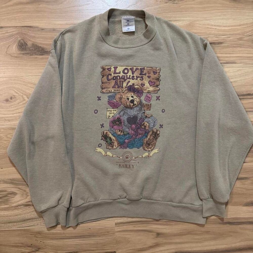 Vintage 1997 Jerzees "Love Conquers All" graphic crewneck sweatshirt size Large